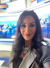 Happy FriYAY, my beautiful people! We made it! 🙌😂