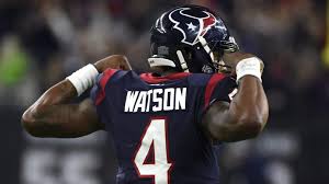 Deshaun watson trade rumors started flying around late wednesday night when cbs sports' chris trapasso tweeted that according to his source, talks between the texans and eagles about a watson. Deshaun Watson S Text From Warren Moon Be Big When You Need To Be