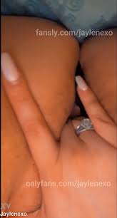 Hotwife Jaylenexo is playing with her pussy while wearing sexy lingerie |  amateurest.com