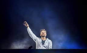 Pierre david guetta, plus connu sous le nom de david guetta, est un dj français et producteur. Lockdown Bikin David Guetta Makin Produktif Republika Online