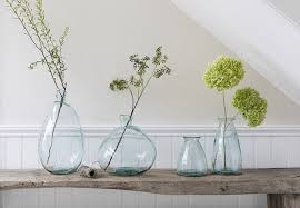 Mit Fescher Deko Die Neue Jahreszeit Einlauten Lebe Lieber Fesch Blumen Vase Deko Dekoration