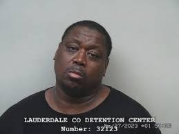 Garth Tyson's Instagram, Twitter & Facebook