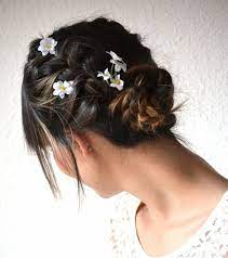 Chignon coiffure mariée rétro bohème chic. Coiffure Femme Cheveux Mi Long Pour Le Printemps Et L Ete