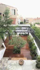 As You Most Likely Visualize Building Your Very Own Rooftop Garden Is Not As Simple As Growing Bushes In The Ground H Rooftop Garden Sky Garden Garden Design