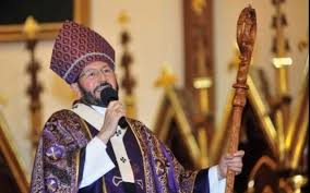 La mañana de este domingo falleció, víctima de una hemorragia interna, el arzobispo de xalapa, hipólito reyes larios. Hospitalizan Al Obispo De Xalapa Hipolito Reyes Larios Por Dengue Sociedad 3 0