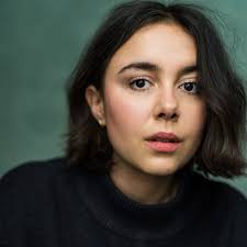 Meet the cast of Romeo & Juliet! ROBYN LOVELL