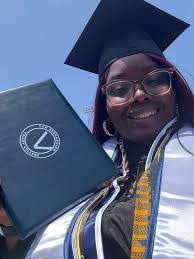 Crystal Gaskin's Instagram, Twitter & Facebook