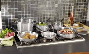 Stainless steel cookware is a durable classic everyone should have in their kitchen. The 3 Best Stainless Steel Cookware Of 2021 The Safest Too