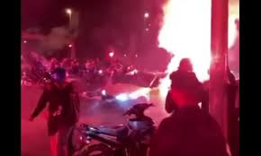 © disediakan oleh kompas.com barisan kereta gantung tmii sedang terparkir. Malaysiakini Bantahan Kerajaan Gagal Tujuh Lagi Ditahan