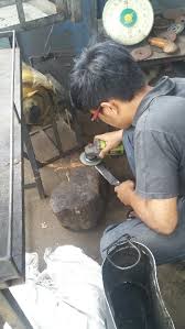 Mesin tempa palu pandai besi 75kg power pon air forging hammer rm75kg: Generasi Ke 13 Pandai Besi Yang Masih Bertahan Harian Mistar