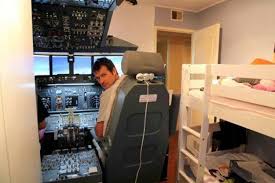 Dad Builds Working Boeing 737 Cockpit In His Son S Bedroom Flight Simulator Cockpit Cockpit Flight Simulator
