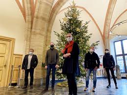Was gibt es schöneres, als mit einem individuell ausgesuchten geschenk freude zu verschenken? Wunschbaume In Aachen Um Die Ecke Kingkalli