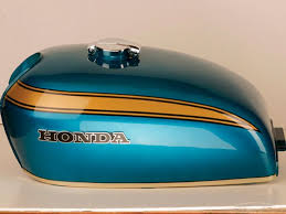 Classic Honda Pinstriping Conference Weekend Motorcycling Honda Cb Honda Cb750 Bike Tank