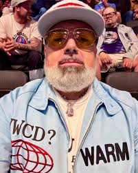 Adolescents live at Goldfield Trading Post