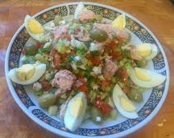 Cuisine Tunisienne La Salade Tunisienne De Tunis Cuisine Tunisienne Salade Tunisienne Nourriture Tunisienne