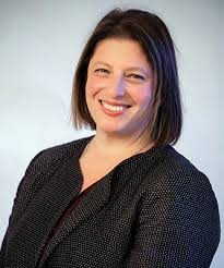 Samantha Schechter's Instagram, Twitter & Facebook