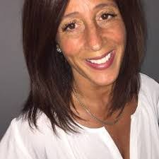 Holly Haas's Instagram, Twitter & Facebook