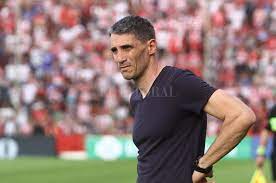 Me considero un técnico formador. Juan Pablo Vojvoda Fue Presentado Como Nuevo Entrenador De Huracan El Litoral Noticias Santa Fe Argentina Ellitoral Com