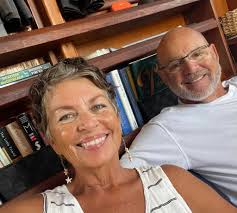 Flexing in Opa Locka, increasing slowly