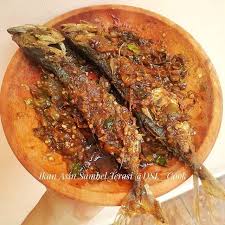 Tapi, supaya semua bakteri dalam kerang mati dan kerang matang secara merata, sebelum dipanggang sebaiknya kerang dikukus dulu. 8 Resep Olahan Ikan Asin Yang Pedas Dan Menggugah Selera Merdeka Com