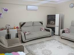 Duvar kağıdı duvarları papering olmadan herhangi birinin onarım hayal değil.i̇şinizi sonuçları optimize edilmiştir için duvar kağıdı altında macun duvarları uygulaması kat tekniği yukarıdan biraz farklı var.sadece aşağıdan yukarıya doğru bir spatula kaydırın ve bir dolgu alt tabakaya benzer bir hareket. Icmimarim Sorulari Alayim