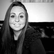 Alex Flaherty's Instagram, Twitter & Facebook