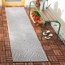 This sunny and sensational indoor/outdoor rug is pretty, practical, and simply perfect for high traffic areas. Safavieh Beach House Monica Indoor Outdoor Rug Walmart Com Walmart Com