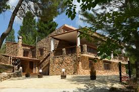 Casas rurales al lado del nacimiento del río mundo en la sierra del segura y alcaraz Alojamiento Casas Rurales Casa El Autillo En Riopar Nacimiento Rio Mundo