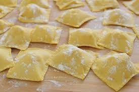 Ricetta ravioli fatti in casa. Ravioli Fatti In Casa Ricotta E Speck Le Ricette Di Francesca