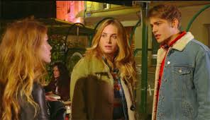 Entre amour, divorce, et célébrité, la bande n'a pas fini de vivre le plein. Les Mysteres De L Amour Saison 24 En Avance Tmc Les Spoilers Et Resumes Complets Les Mysteres De L Amour Nouveautes Tele Com