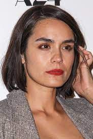 Her role in a knight's tale was something that a lot of people. More Pics Of Shannyn Sossamon Long Skirt Shannyn Sossamon Medium Length Hair Styles Love Hair