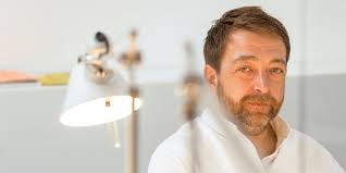 The Peter Schmidt Group quer uma equipa sólida. Conta o Pedro