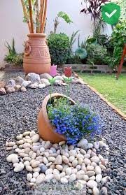 30 Wonderful Diy Ideas With Stone Flower Beds My Desired Home Front Yard Garden Design Rock Garden Design Rock Garden Landscaping