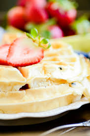 Brownie microwave cake 224 calories/ 13 carbs/ 7 fat/ 29 protein 4 ww points on green and 2 points on purple and blue plans. Soft Fluffy Protein Waffles Keat S Eats