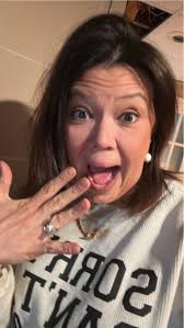 Song lyrics and fan discussion about morning comes