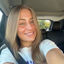 ellie carroll (@_ellie.carroll) • Instagram photos and videos