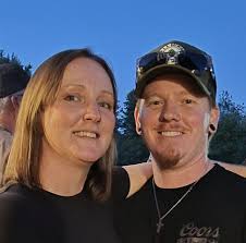 Classmates of seven-year-old Benjamin Bair decorate the desk of the grade  two Clan Carthy Primary student who died in a tragic accident yesterday  afternoon. (🎥: Gladstone Taylor) #GLNRToday
