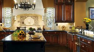 Kitchens with cherry wood cabinets offer a warm and luxurious look and match well with a variety of different countertop materials and finishes. 8 Gorgeous Must See Kitchen Palettes