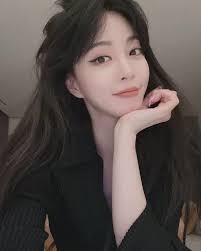 비스티 보이즈는 청담동 호스트들의 이야기를 다룬 윤계상, 하정우 주연의 영화입니다. J0c Ppq0jbcp4m