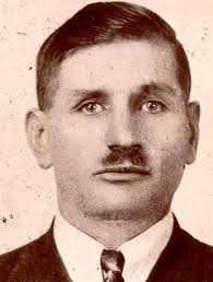 Yes, always many questions about Jew Hill. And I don't have any definitive  answer. I have scanned the following section from Robert Korcheck's book