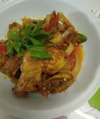 Beberapa menu yang sudah pernah kubagi seperti nasi goreng rendang ayam crispy, nasi goreng ayam cabe hijau, ataupun nasi goreng kecap pedas. 4 Resepi Ayam Masak Kunyit Paling Sedap Dan Ringkas Tak Sampai 30 Minit Je Aneka Resepi Mudah Dan Sedap