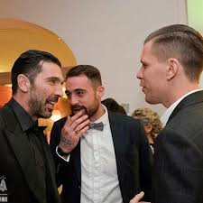 236 mentions j aime 4 commentaires صفحة اليوفنتوس aljuventus page aljuventus sur instagram صور من حفل الفريق بمناسبة الكريسمس ـــــــــــــــــــــــــ