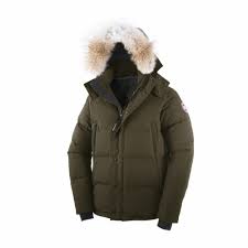 Bekleidung von canada goose punktet nicht nur mit überragendem kälteschutz und exklusivem tragekomfort, sondern auch mit ihrem zeitlosen look. Canada Goose Mens Wyndham Parka Military Green 3808m 49 Outback Sylt
