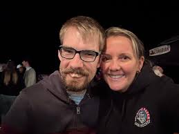 Me and my buddy Chris ellis ( not dj cialis haha)are looking to get in