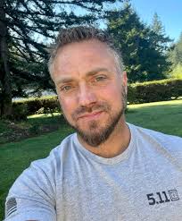 How to overcome alcoholism and stay sober?