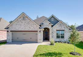 Acme brick cedar walls stone fireplace surround brick wall king size curb appeal bricks arch tile. Magruder Homes Brick Brick Exterior House Acme Brick Porch Builders