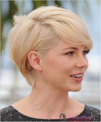 kurze haare frisuren kurzhaarfrisuren 2020 damen frisuren bob frisuren frauen frisuren ku bob frisur frauen ubergangsfrisuren kurze haare rundes gesicht