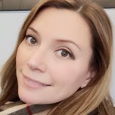 Carolyn Haven's Instagram, Twitter & Facebook