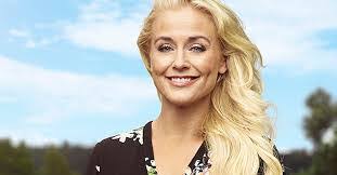 Johanna Lind's Instagram, Twitter & Facebook