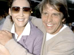 Lo que calla Vicky Martín Berrocal de Manuel Benítez, el Cordobés